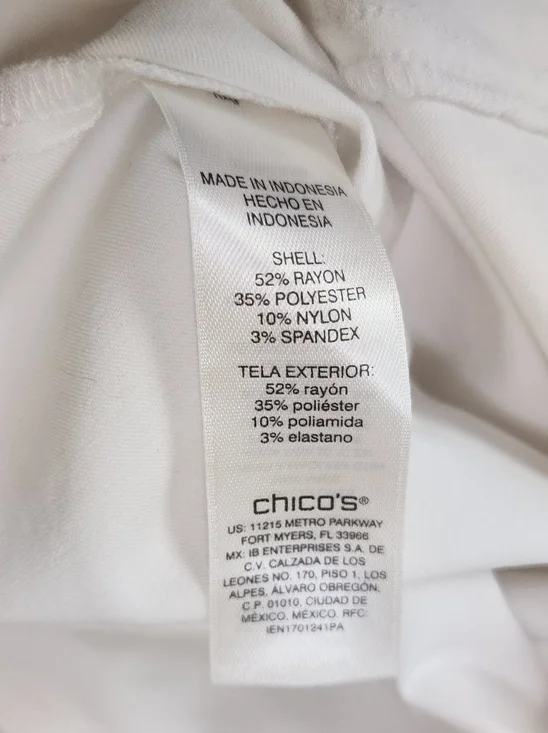 Chico's Weekends White Tru Temp Scallop Hem Summer Beach Capri Size 1 (M/8) - Picture 4 of 10